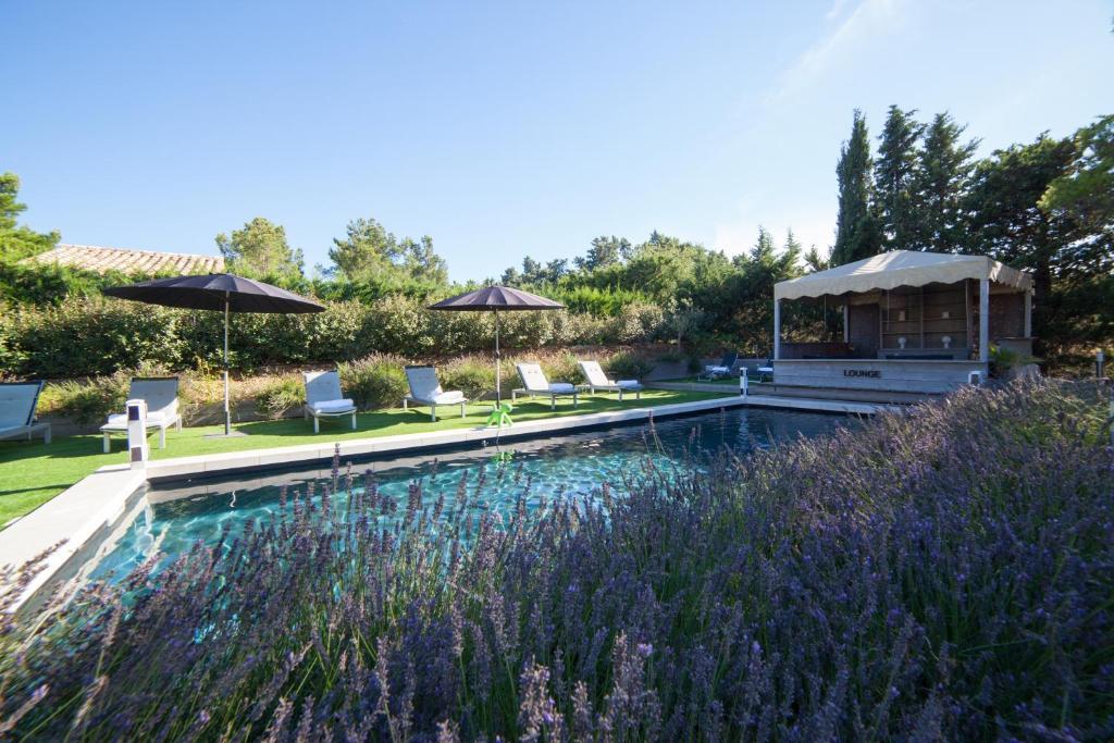 L'Auberge De L'Aubergine Eygalières Exterior foto